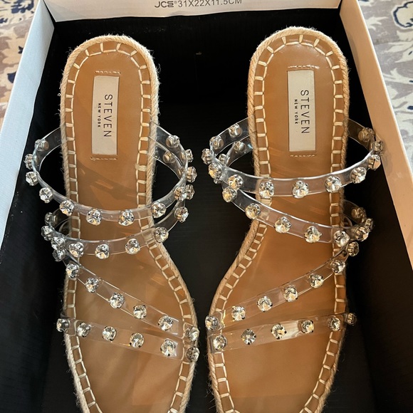 Beautiful Steven Women’s Shoes from NY size 9 worn once. Beautiful and elegant. - Picture 4 of 7